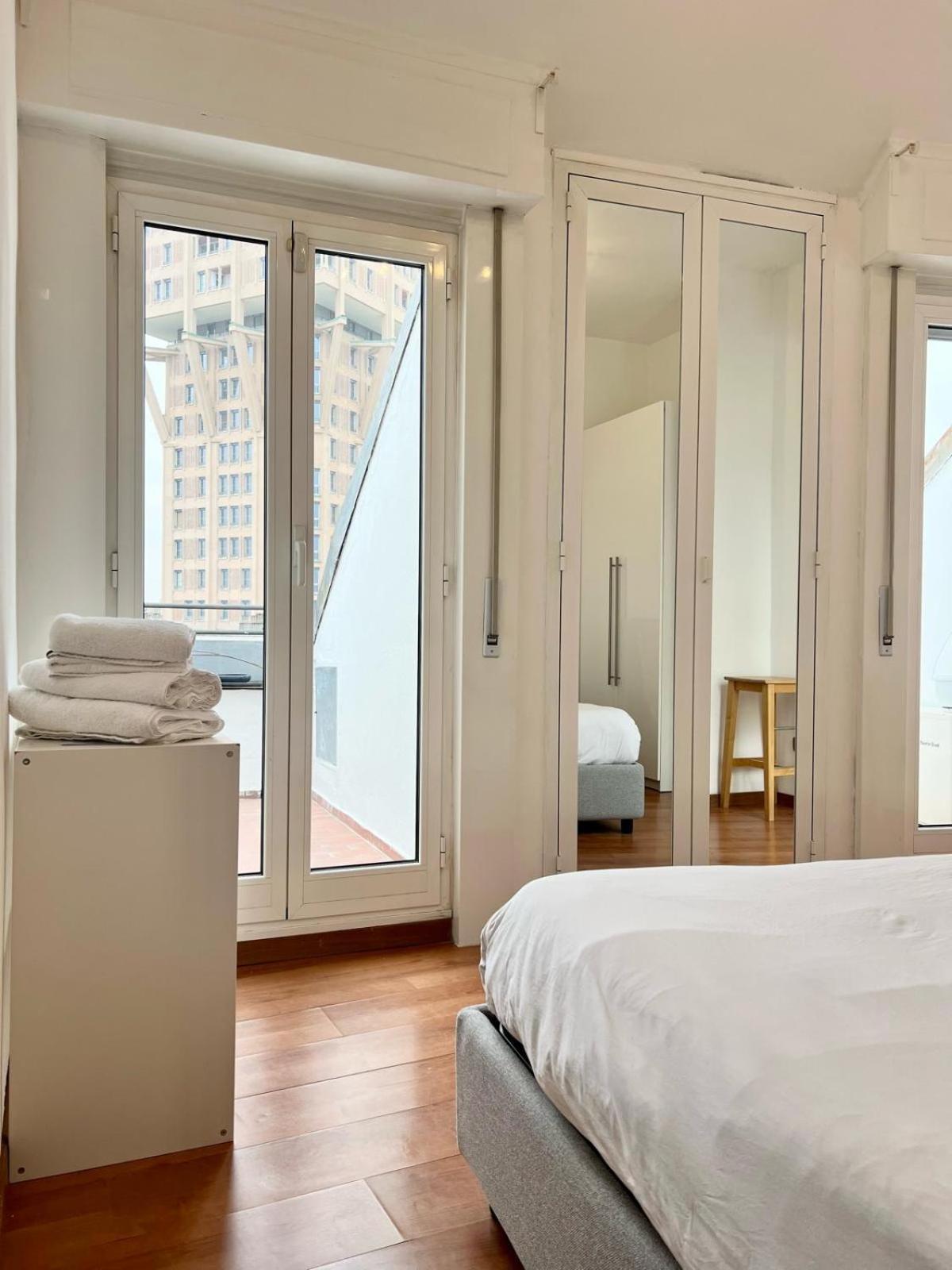 Comecasa 2 Bedrooms Apartment 450Mt From Duomo Milão Exterior foto